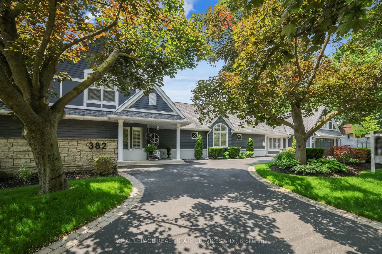 382, Trafalgar, 1013 - OO Old Oakville, Oakville