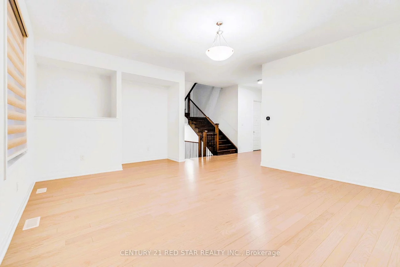 3251, Harasym, 1012 - NW Northwest, Oakville