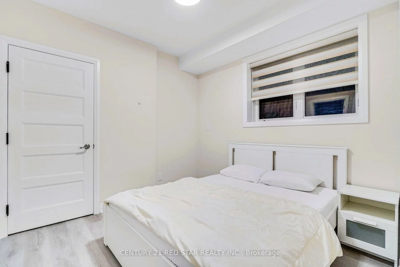 3251, Harasym, 1012 - NW Northwest, Oakville