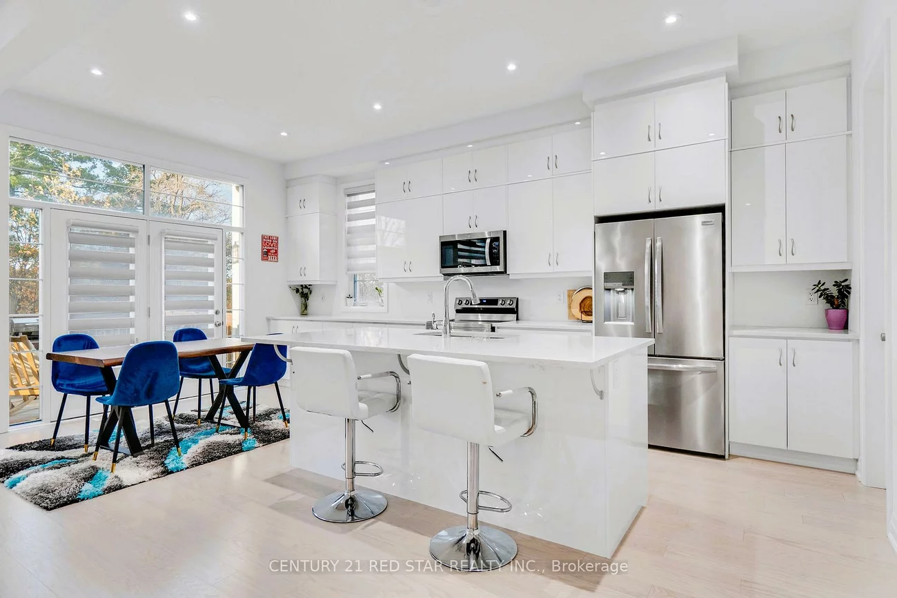 3251, Harasym, 1012 - NW Northwest, Oakville