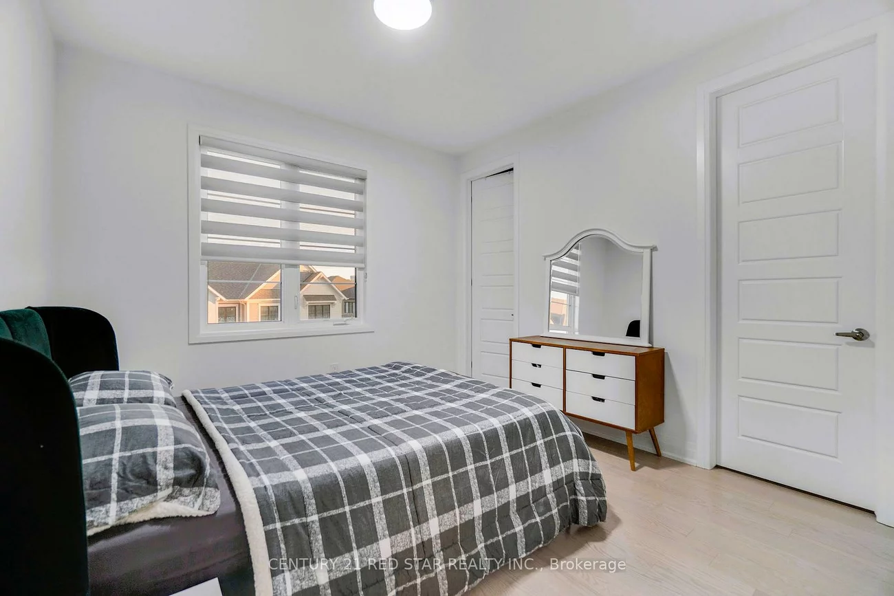 3251, Harasym, 1012 - NW Northwest, Oakville