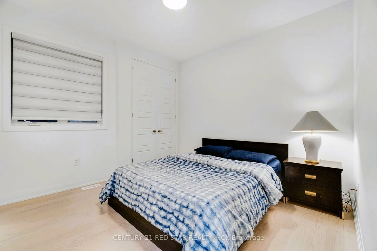 3251, Harasym, 1012 - NW Northwest, Oakville