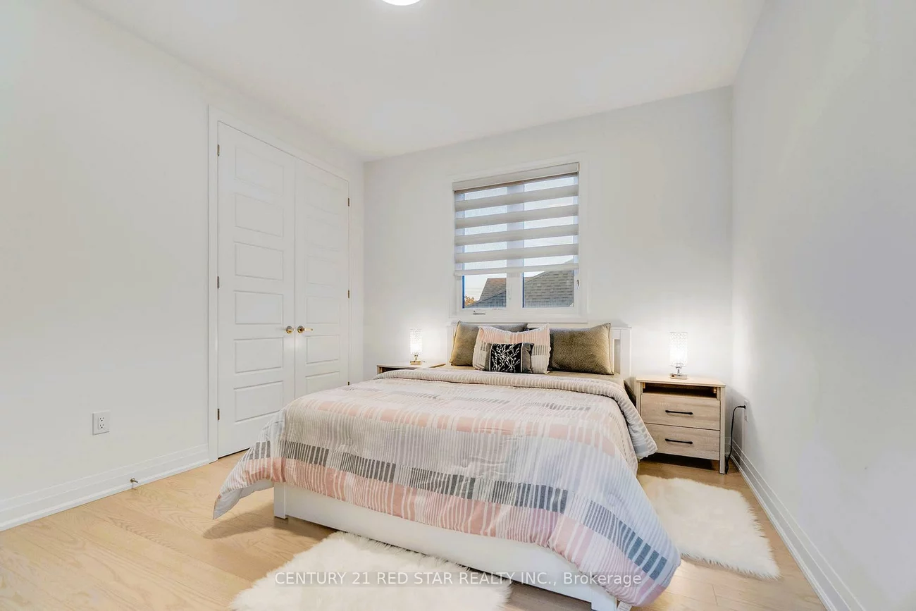 3251, Harasym, 1012 - NW Northwest, Oakville