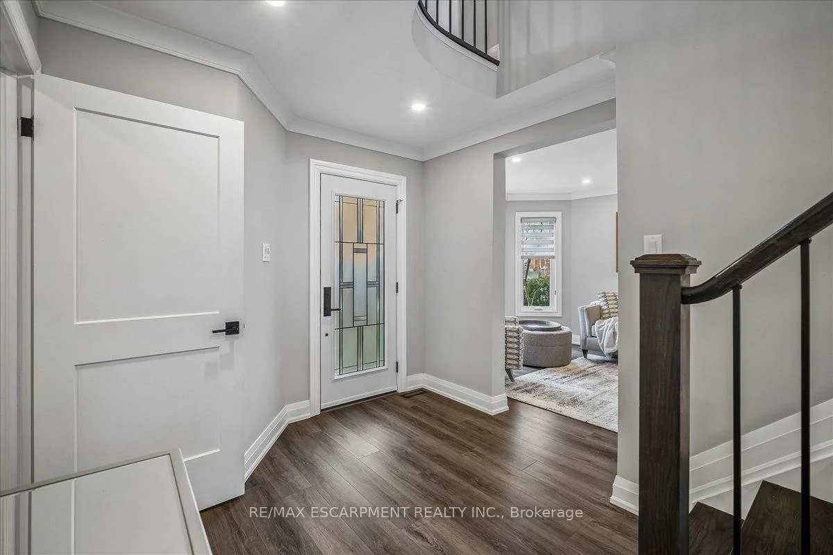 1083, Old Oak, 1022 - WT West Oak Trails, Oakville