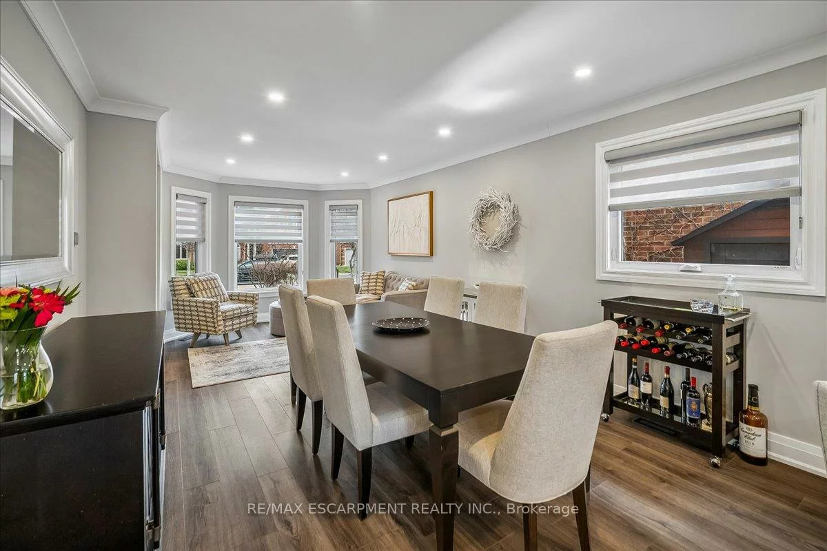 1083, Old Oak, 1022 - WT West Oak Trails, Oakville