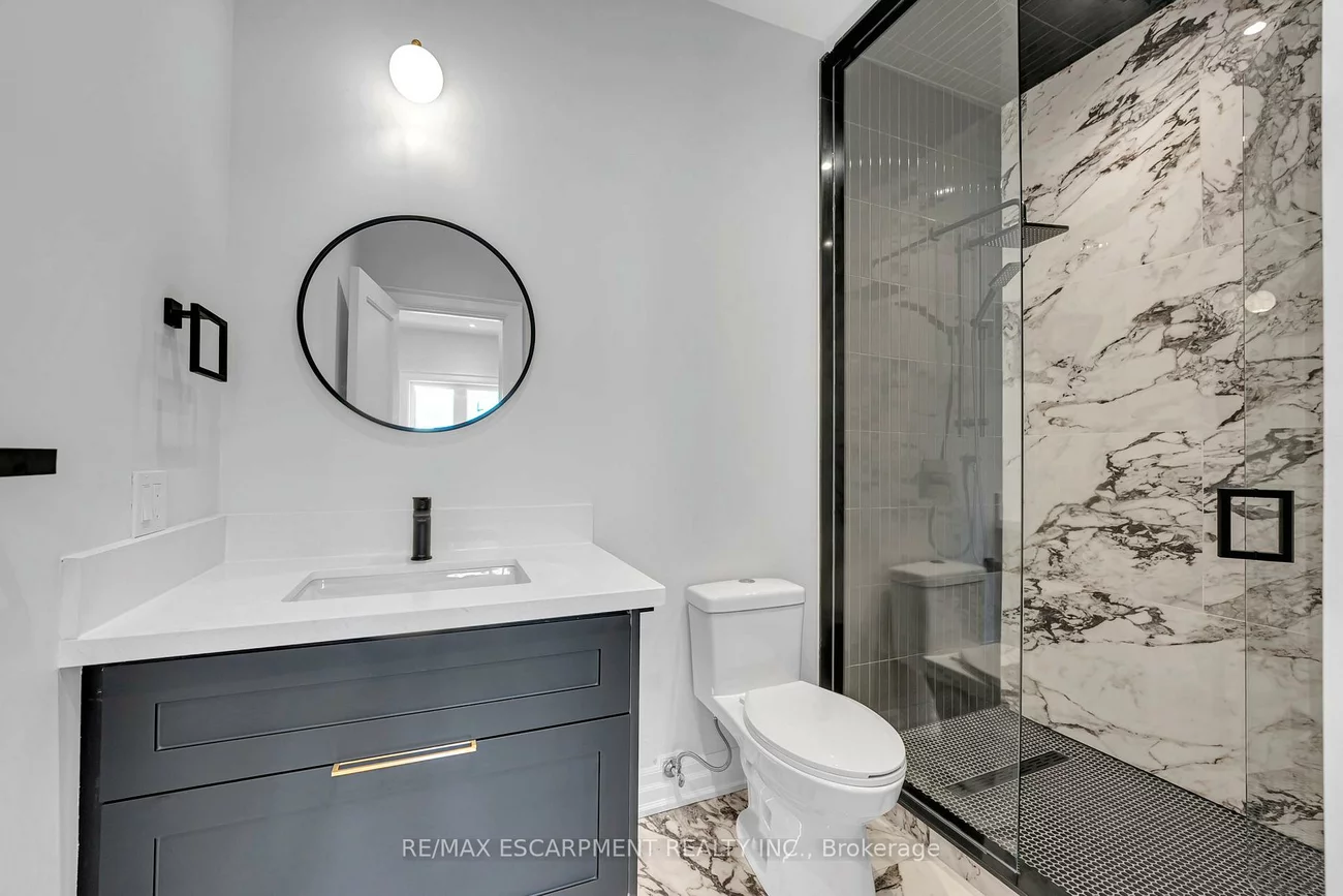 383, Wadsworth, 1020 - WO West, Oakville