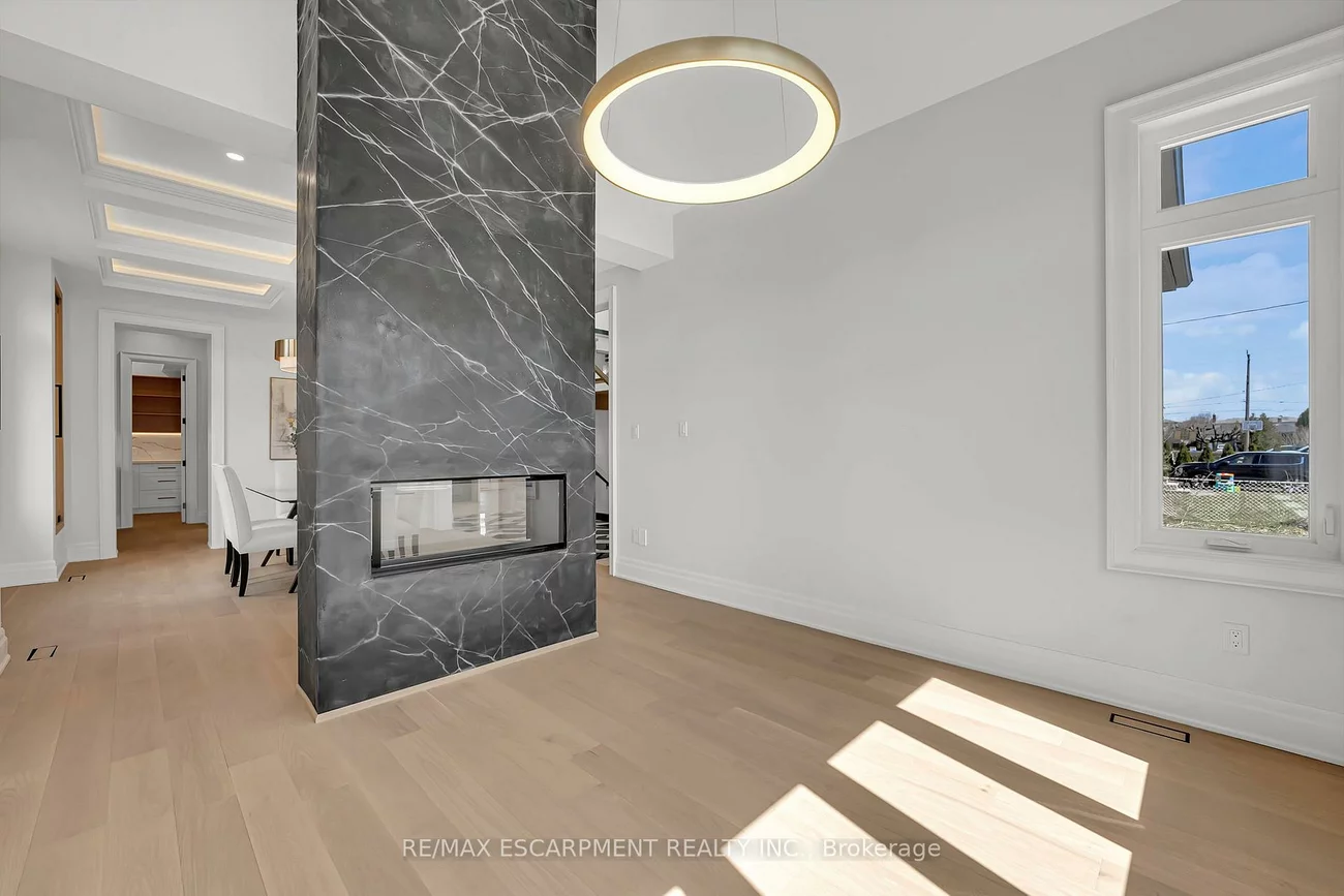 383, Wadsworth, 1020 - WO West, Oakville