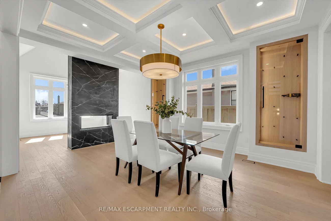 383, Wadsworth, 1020 - WO West, Oakville