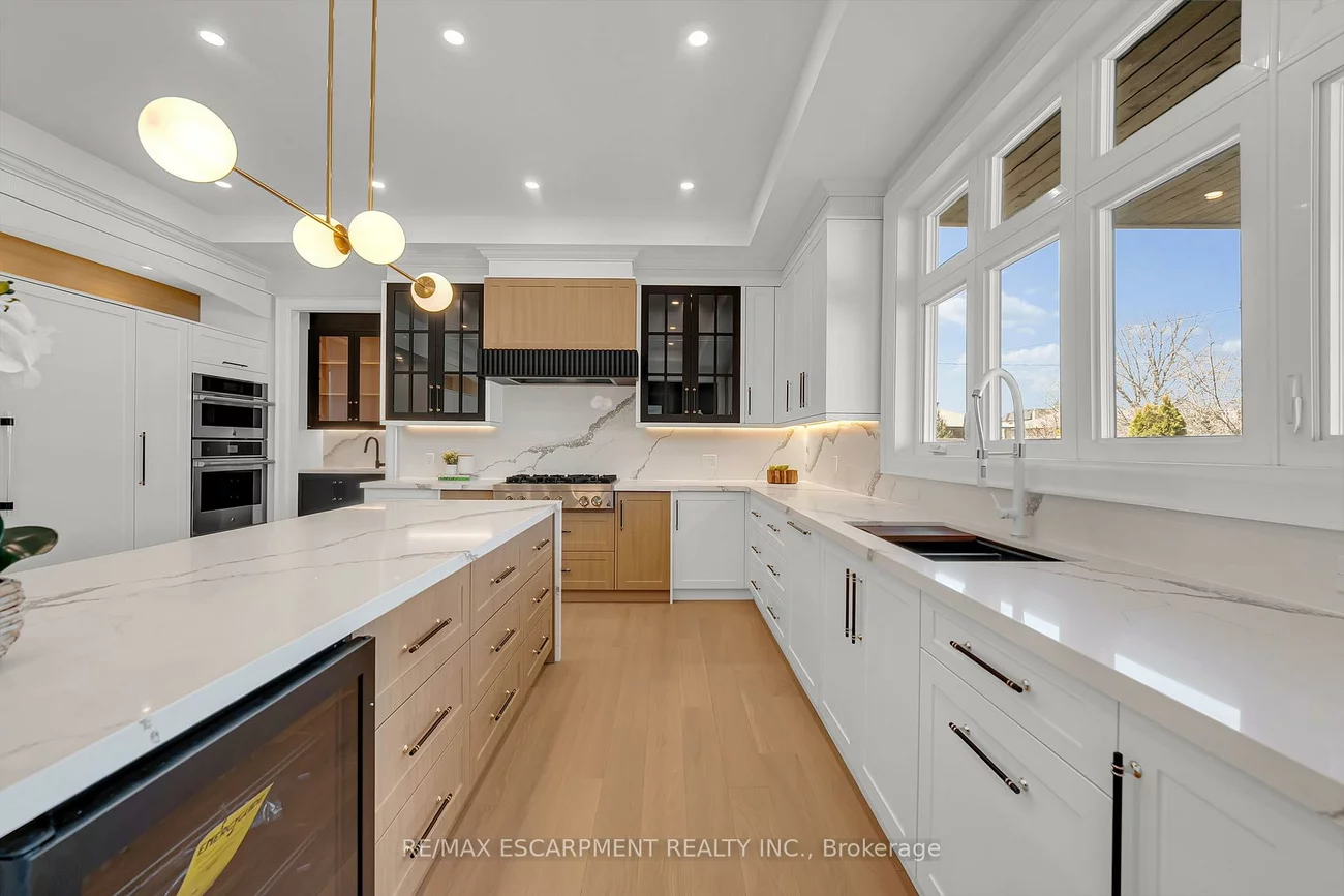 383, Wadsworth, 1020 - WO West, Oakville