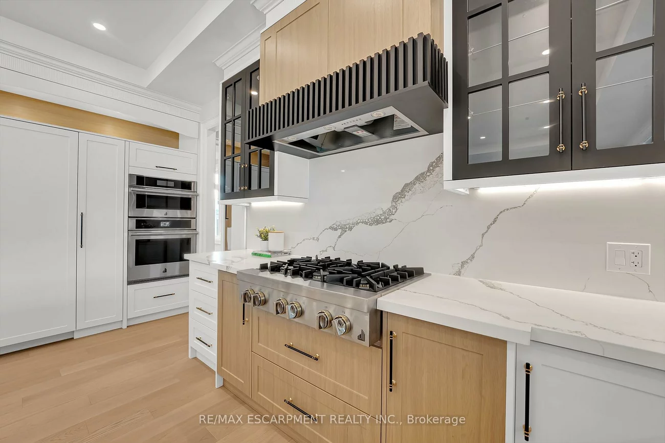 383, Wadsworth, 1020 - WO West, Oakville