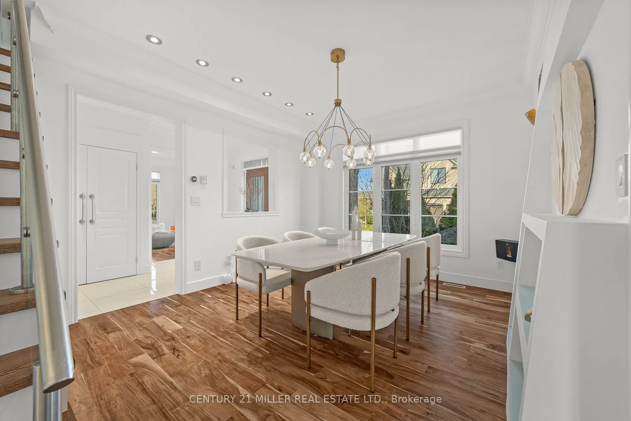 2252, Dewsbury, 1000 - BC Bronte Creek, Oakville