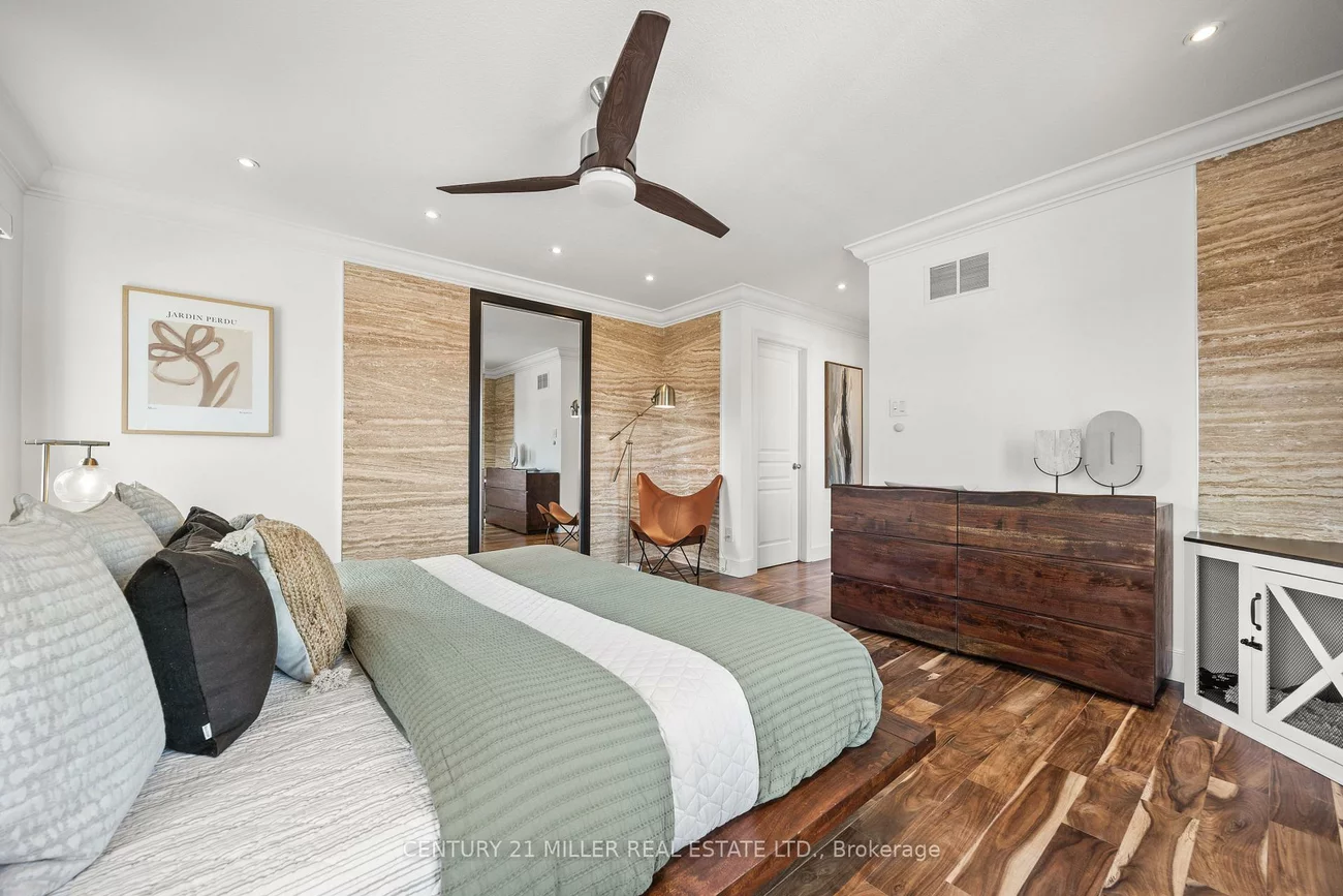 2252, Dewsbury, 1000 - BC Bronte Creek, Oakville