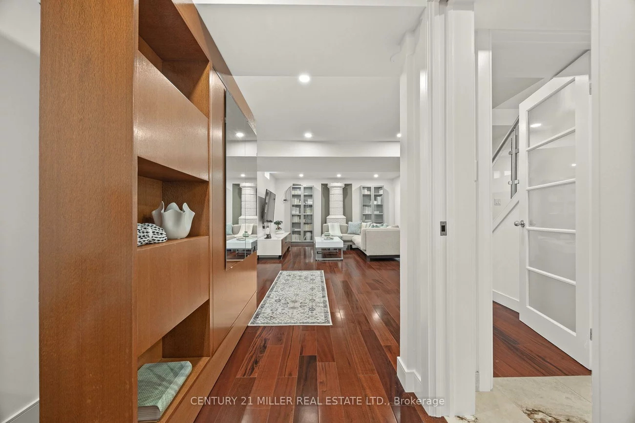 2252, Dewsbury, 1000 - BC Bronte Creek, Oakville