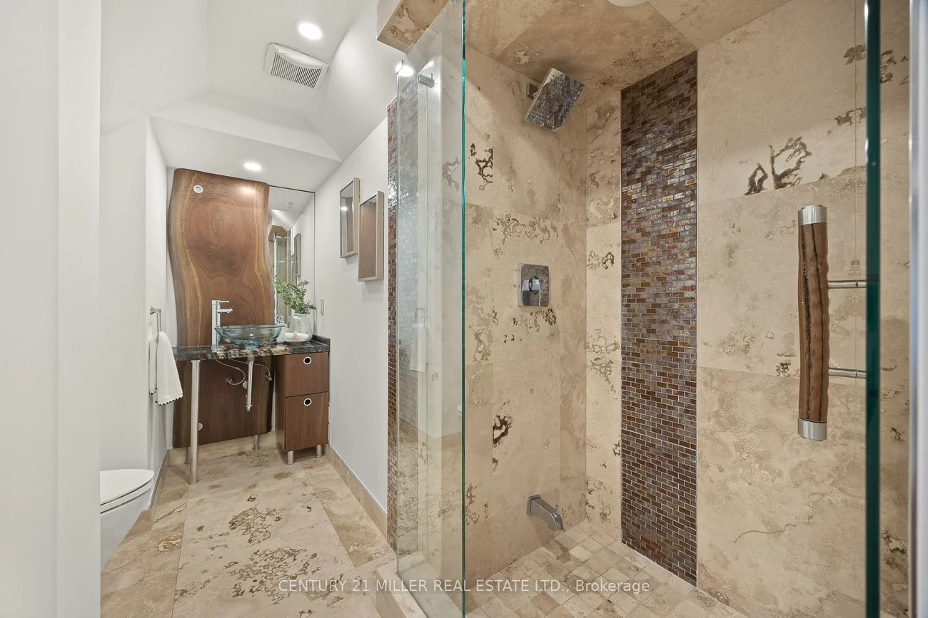 2252, Dewsbury, 1000 - BC Bronte Creek, Oakville