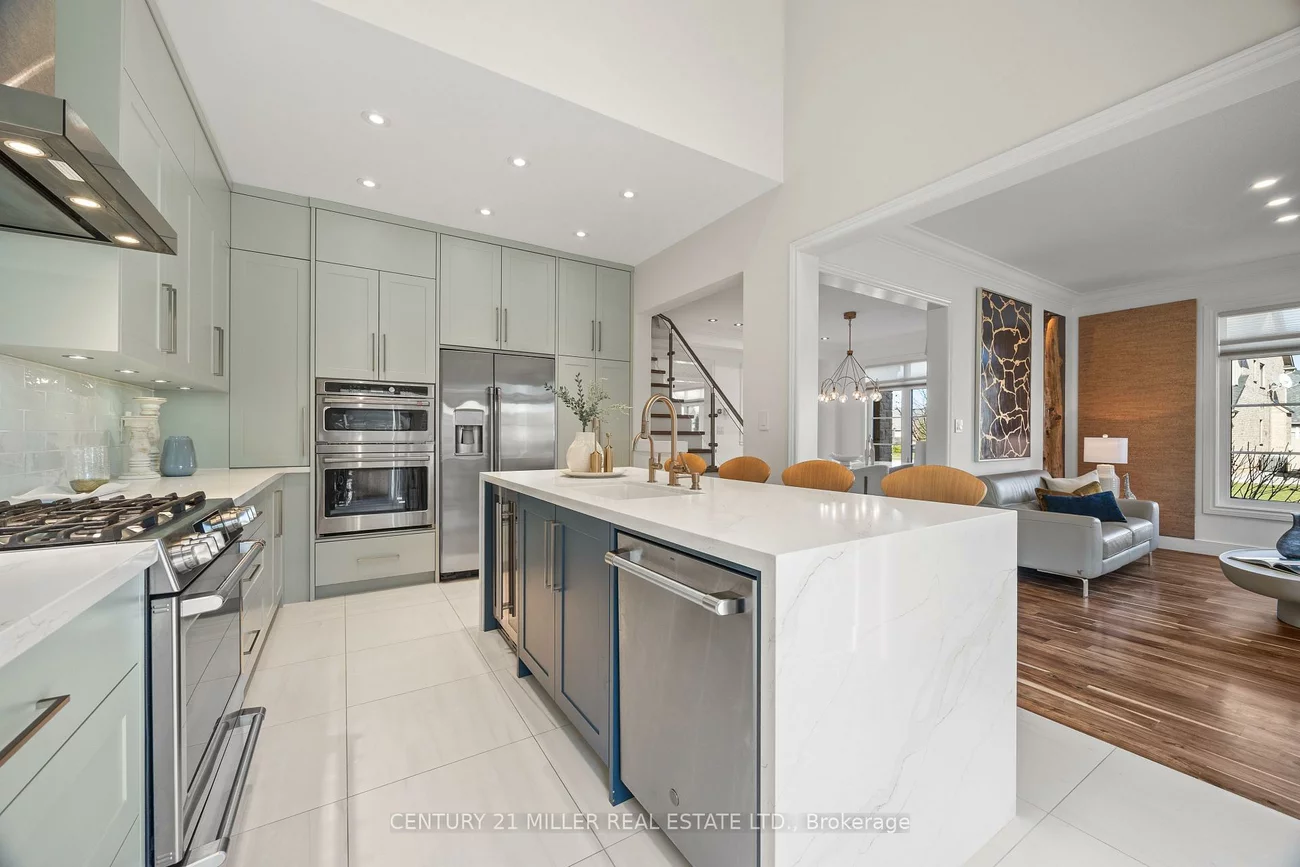 2252, Dewsbury, 1000 - BC Bronte Creek, Oakville