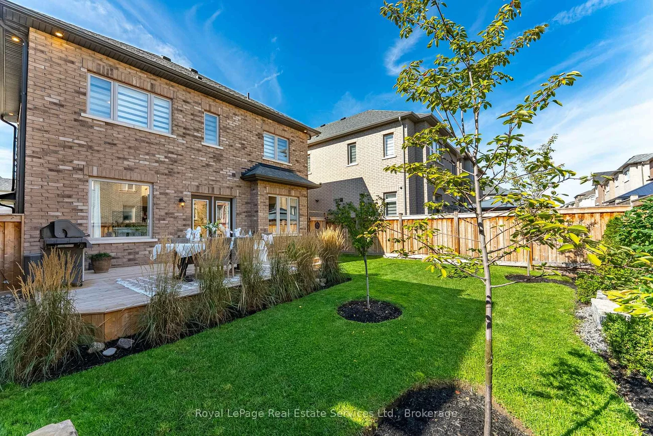 3395, Post, 1008 - GO Glenorchy, Oakville