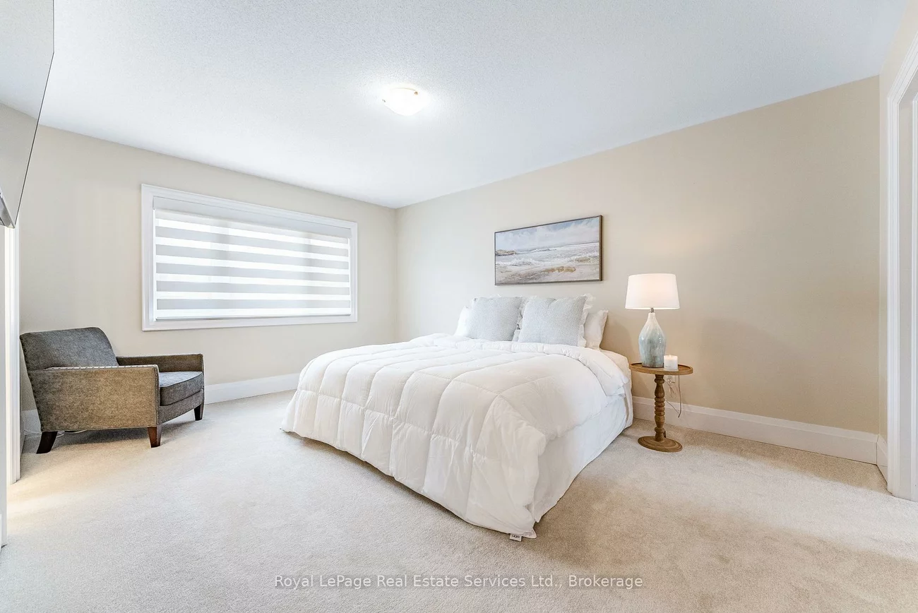 3395, Post, 1008 - GO Glenorchy, Oakville