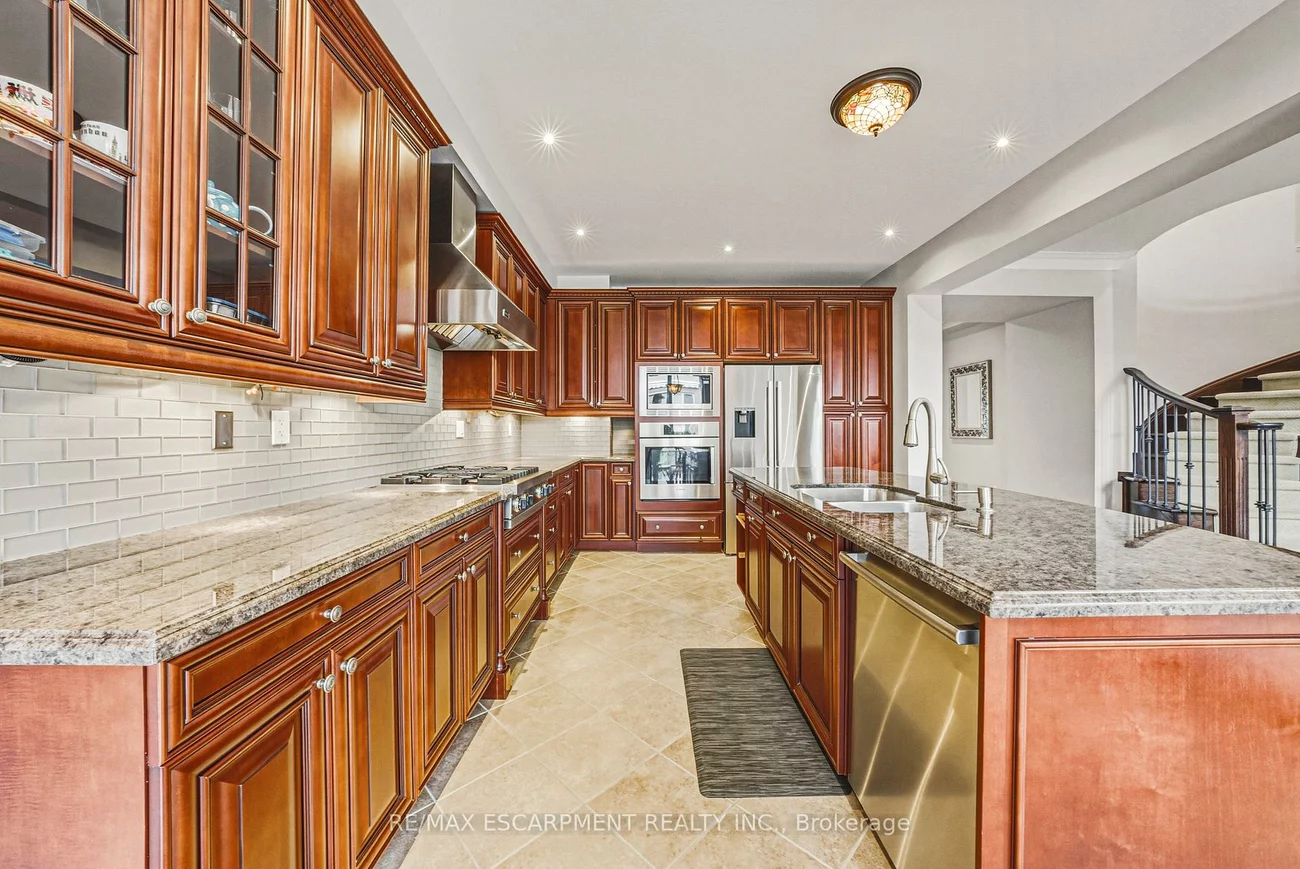 425, Burloak, 1001 - BR Bronte, Oakville