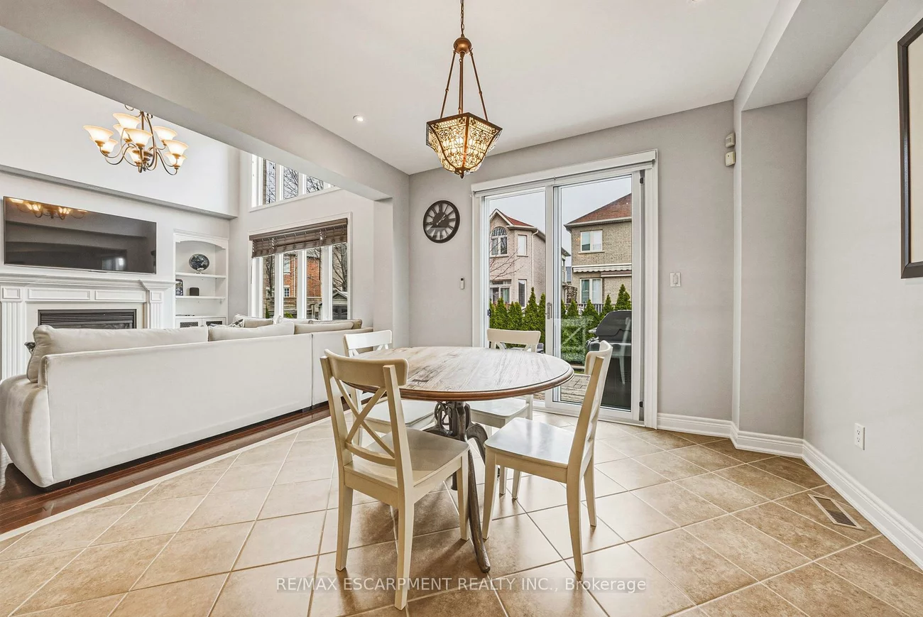 425, Burloak, 1001 - BR Bronte, Oakville