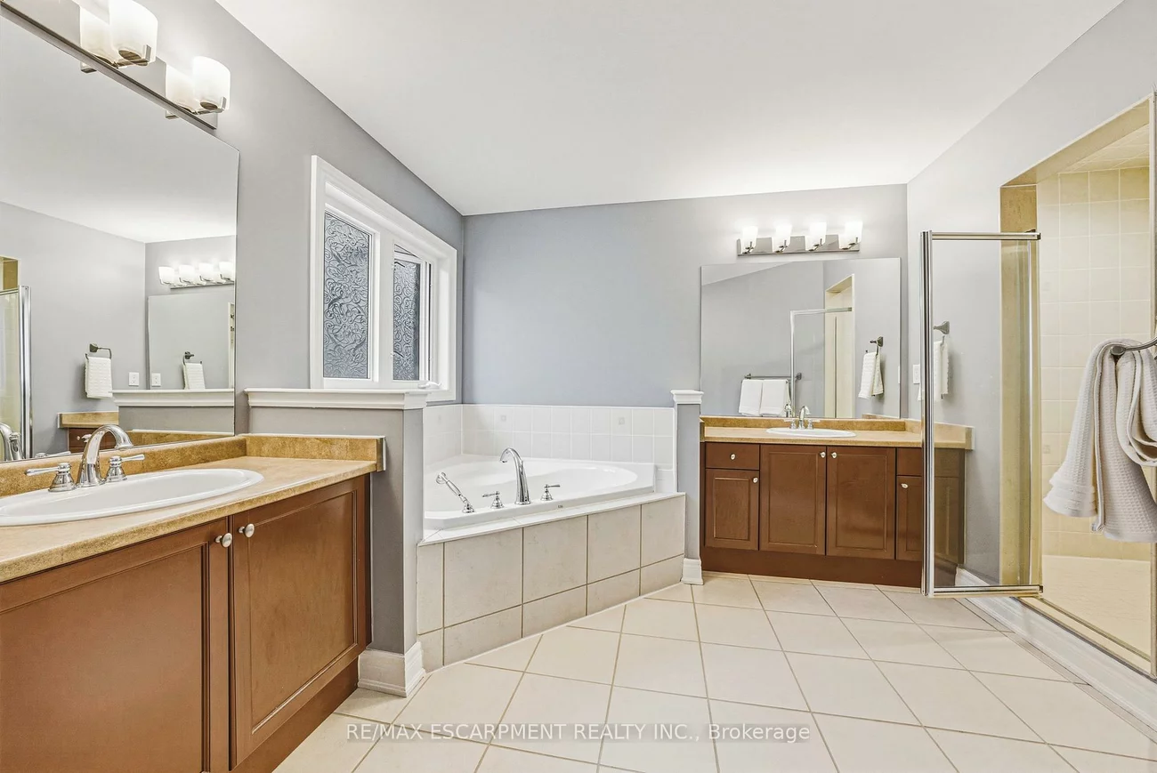 425, Burloak, 1001 - BR Bronte, Oakville