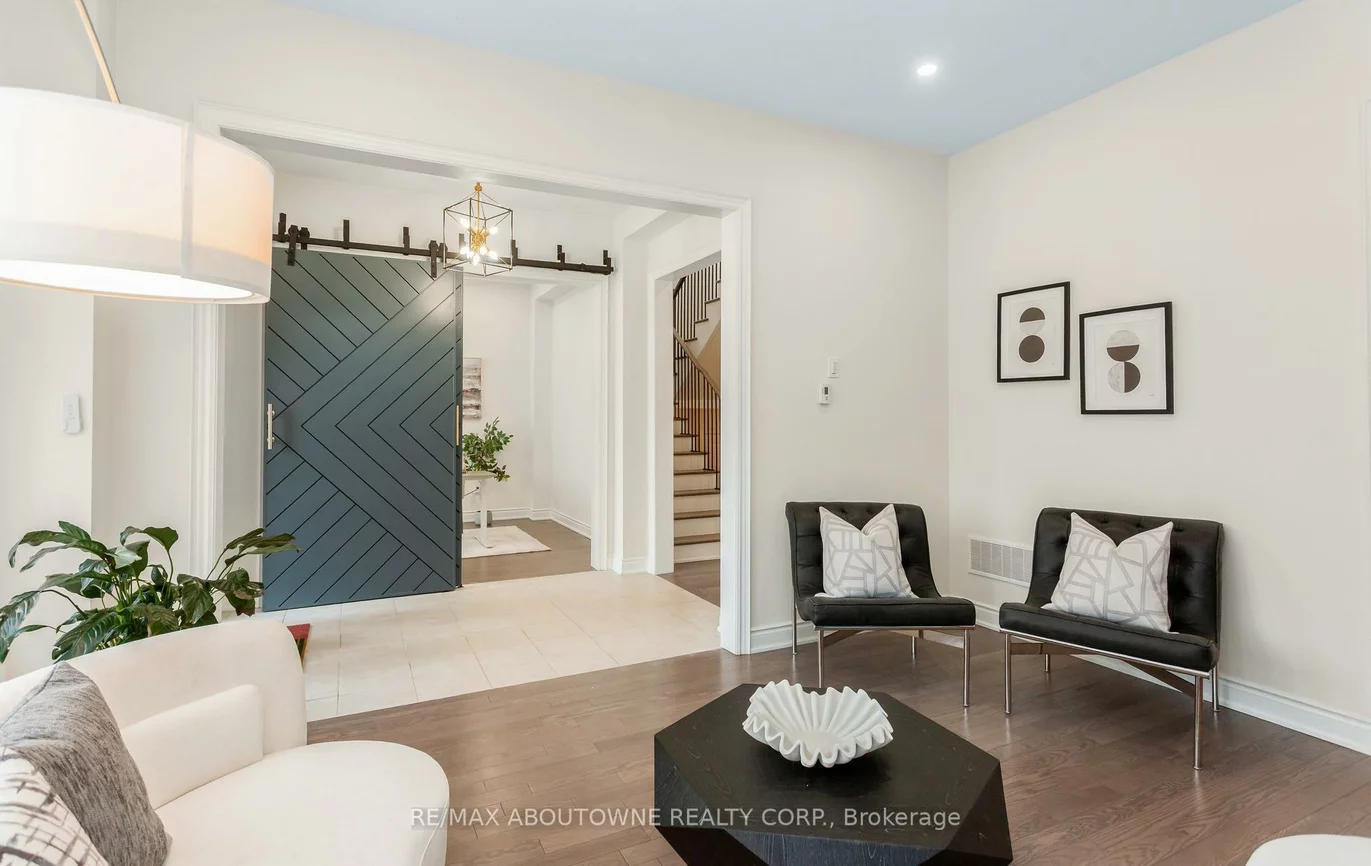 3294, Millicent, 1008 - GO Glenorchy, Oakville