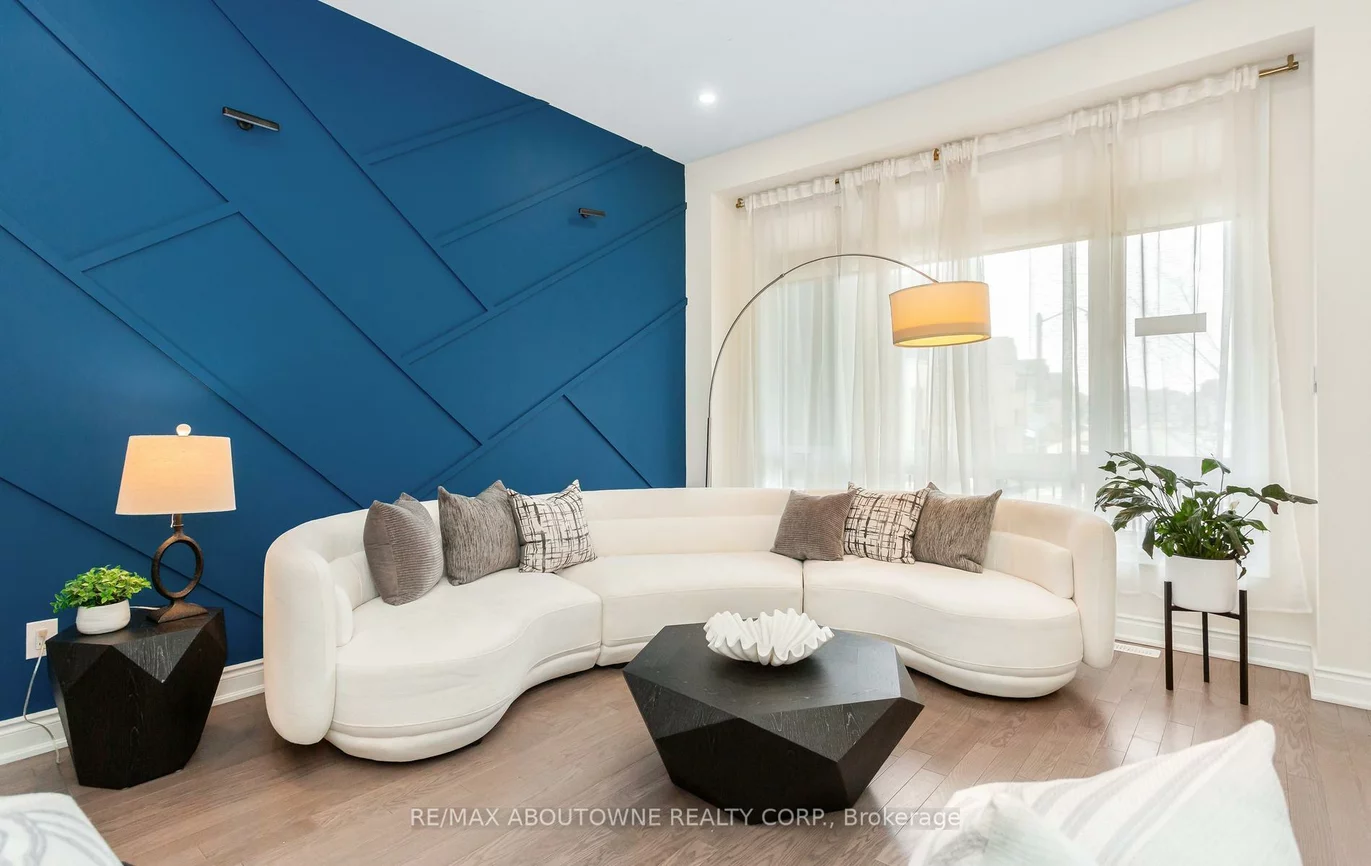 3294, Millicent, 1008 - GO Glenorchy, Oakville