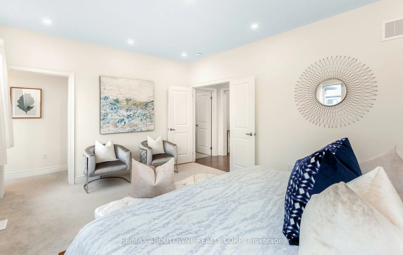 3294, Millicent, 1008 - GO Glenorchy, Oakville