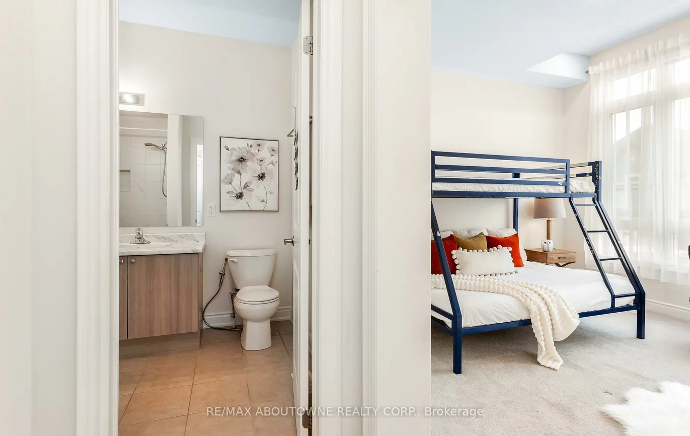 3294, Millicent, 1008 - GO Glenorchy, Oakville