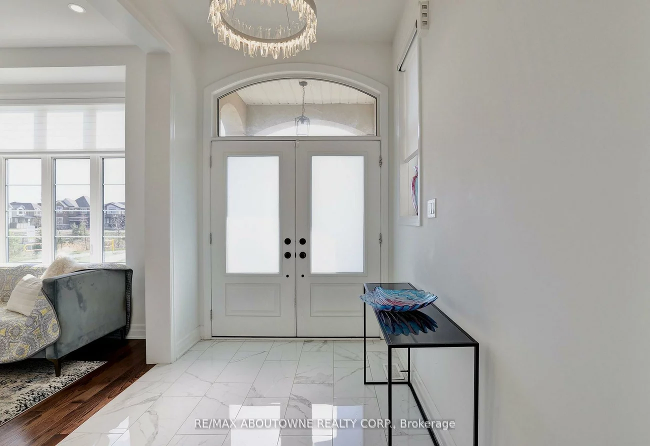 1416, Ford Strathy, 1010 - JM Joshua Meadows, Oakville