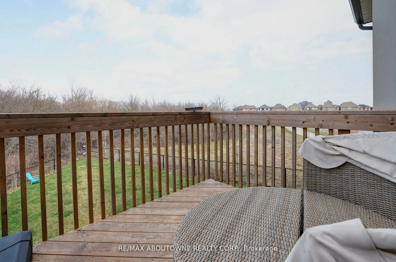 1416, Ford Strathy, 1010 - JM Joshua Meadows, Oakville