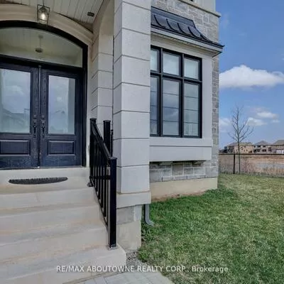 1416, Ford Strathy, 1010 - JM Joshua Meadows, Oakville