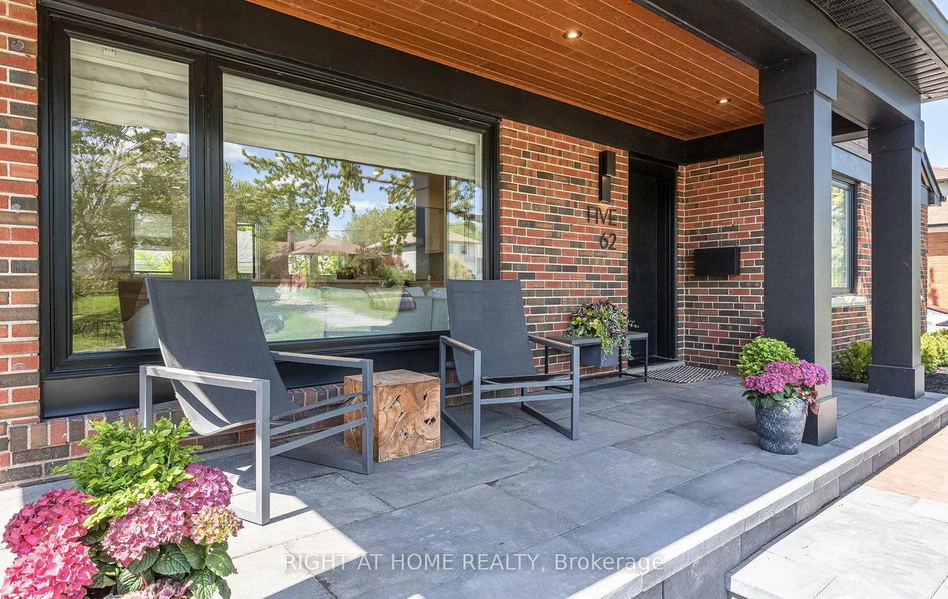 562, Weir, 1020 - WO West, Oakville