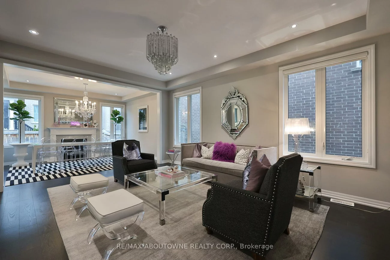 3205, Violet, 1008 - GO Glenorchy, Oakville