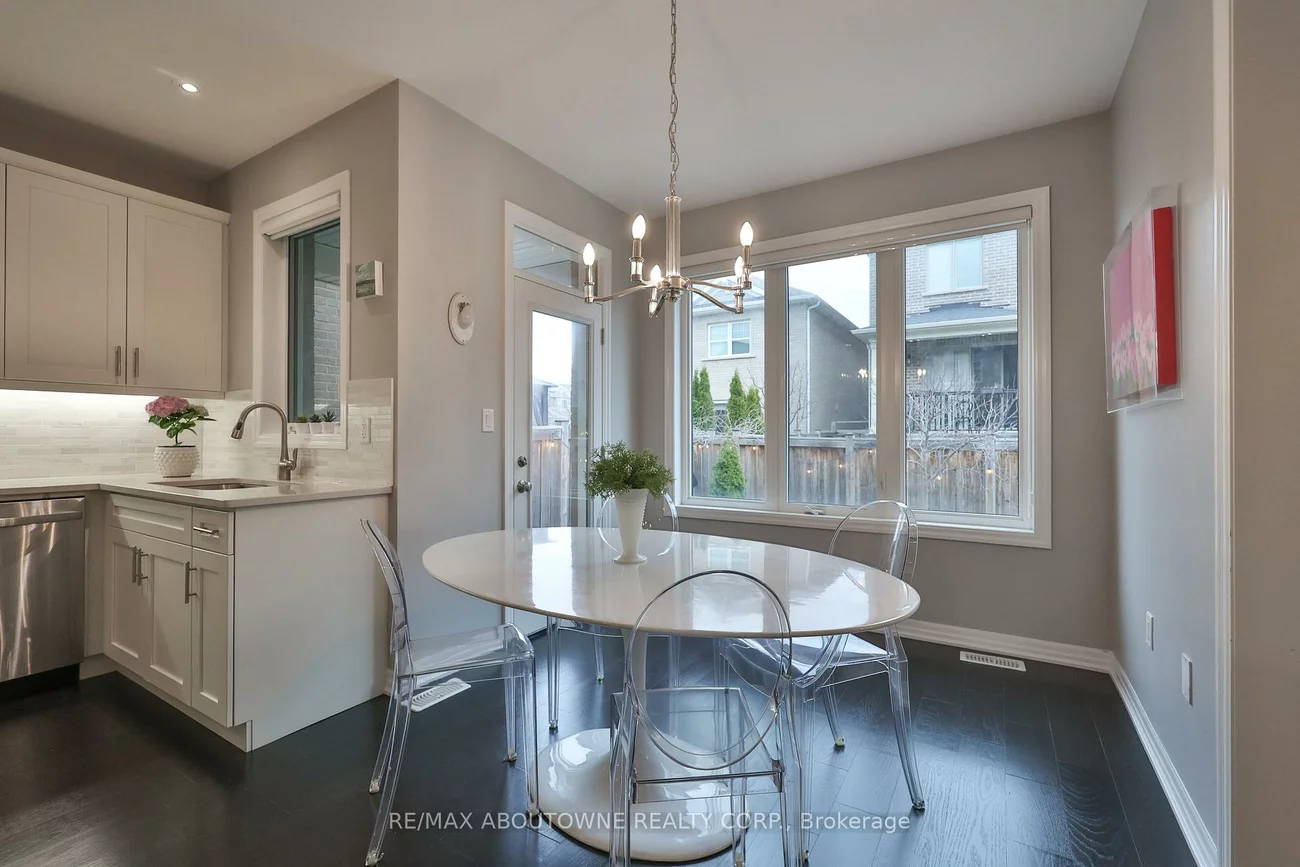 3205, Violet, 1008 - GO Glenorchy, Oakville