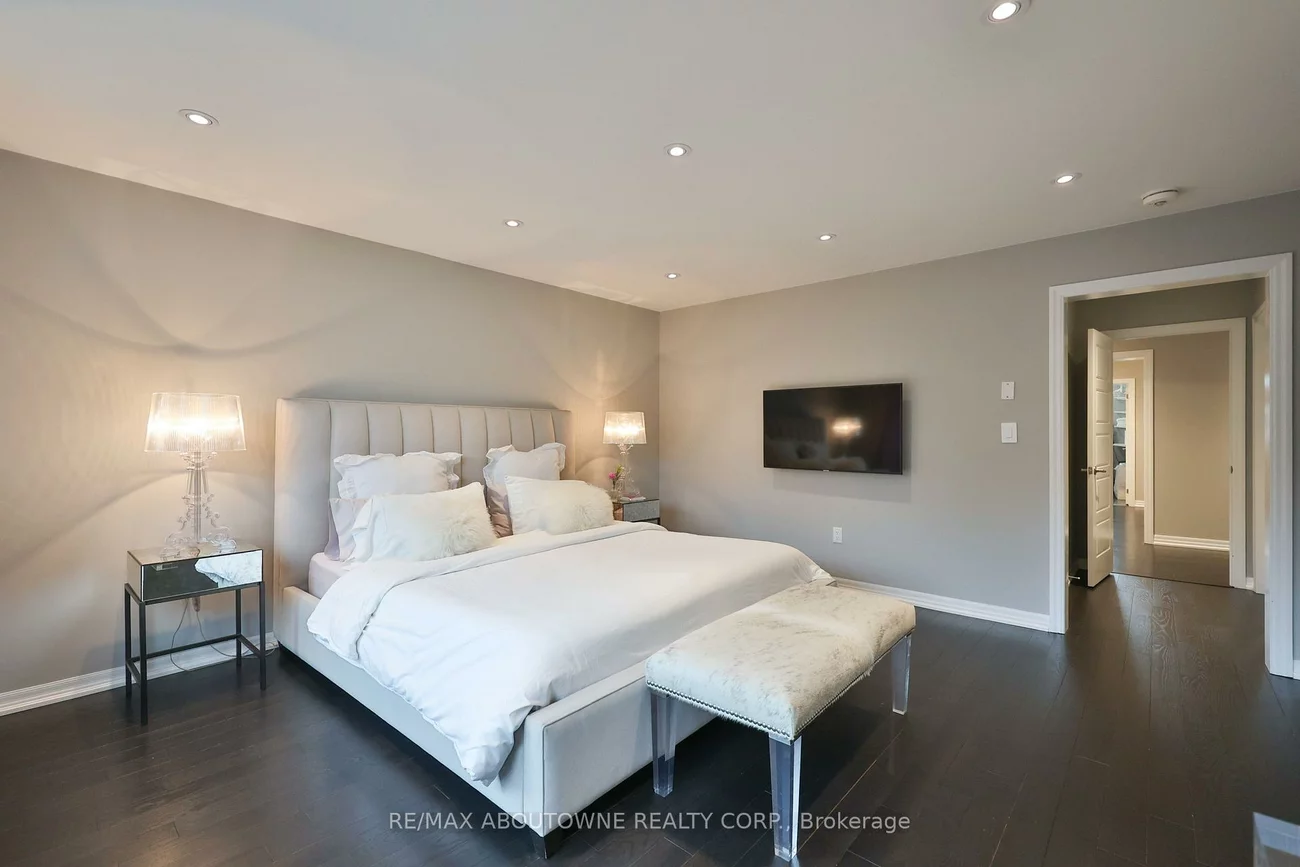 3205, Violet, 1008 - GO Glenorchy, Oakville