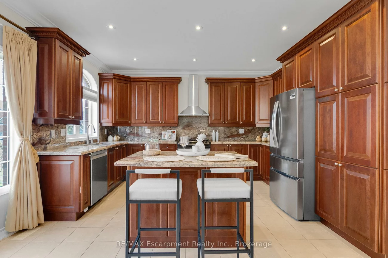 2298, Salcome, 1009 - JC Joshua Creek, Oakville