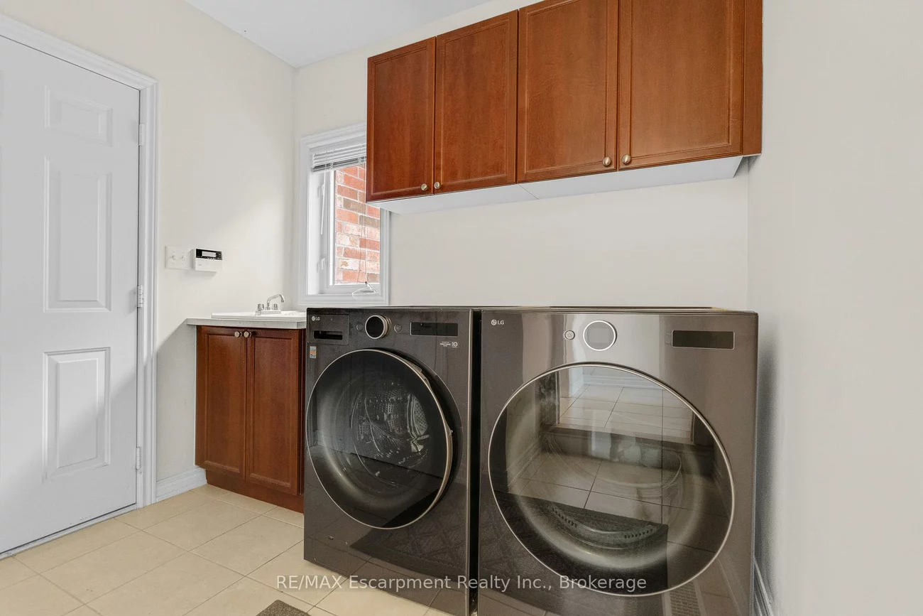 2298, Salcome, 1009 - JC Joshua Creek, Oakville