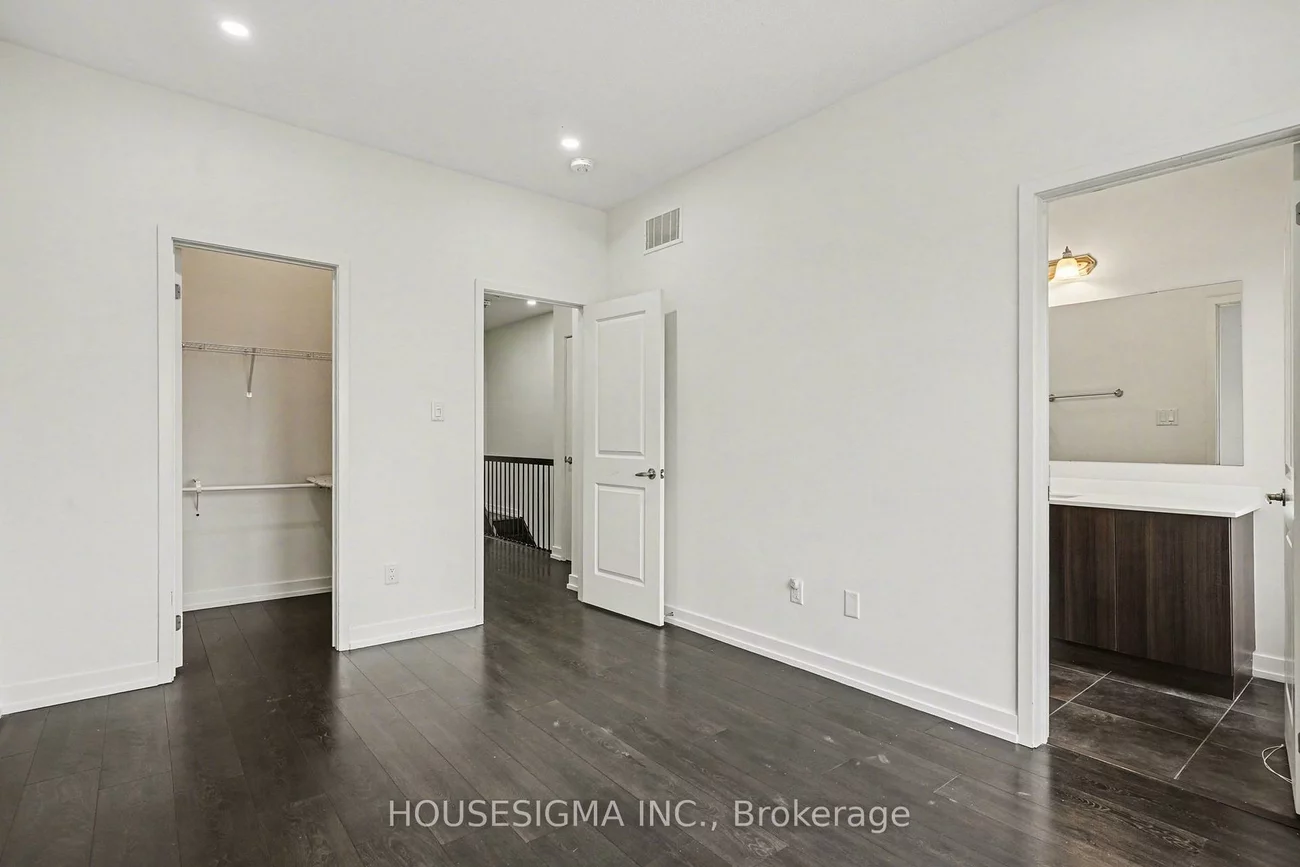 197, Sabina, 1008 - GO Glenorchy, Oakville