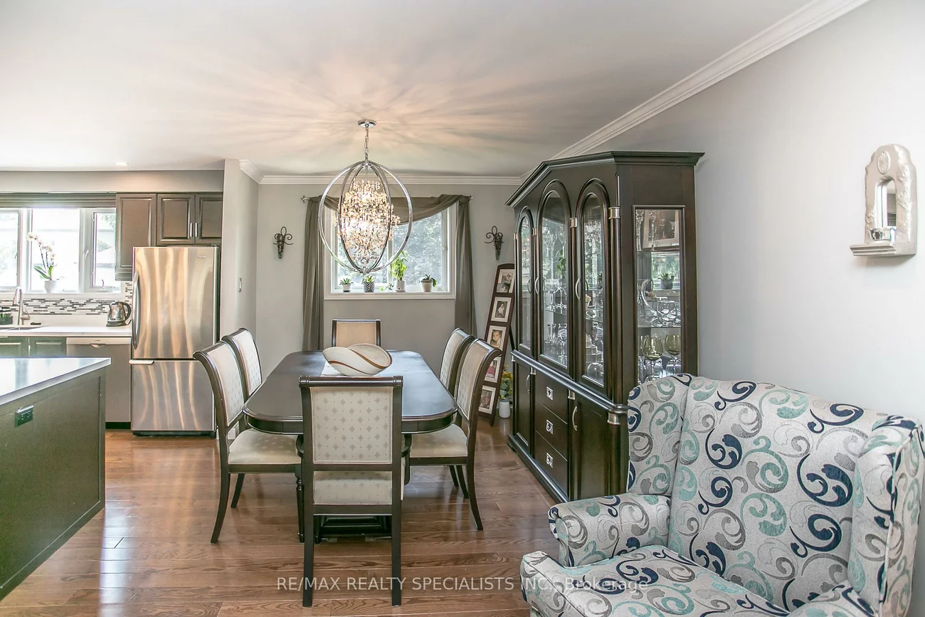 2422, Ventura, 1020 - WO West, Oakville