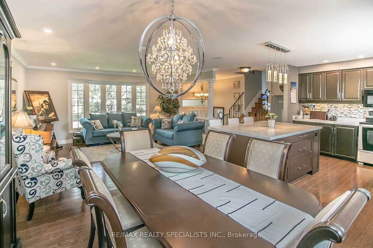 2422, Ventura, 1020 - WO West, Oakville