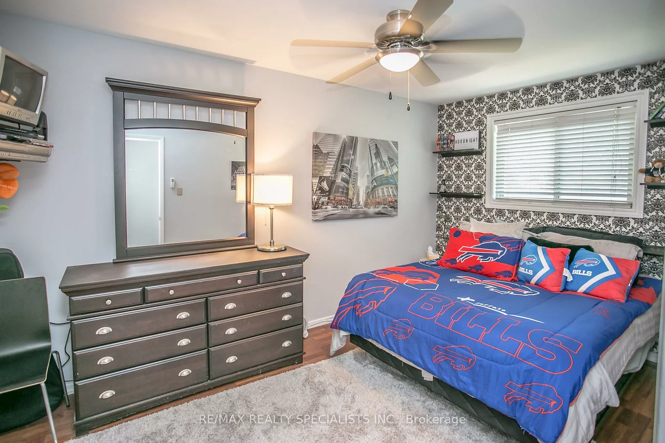 2422, Ventura, 1020 - WO West, Oakville