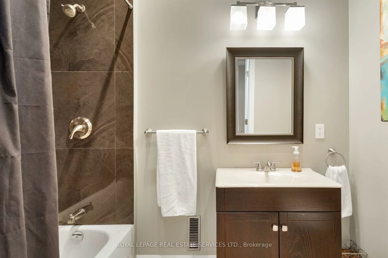 2281, Highcroft, 1019 - WM Westmount, Oakville