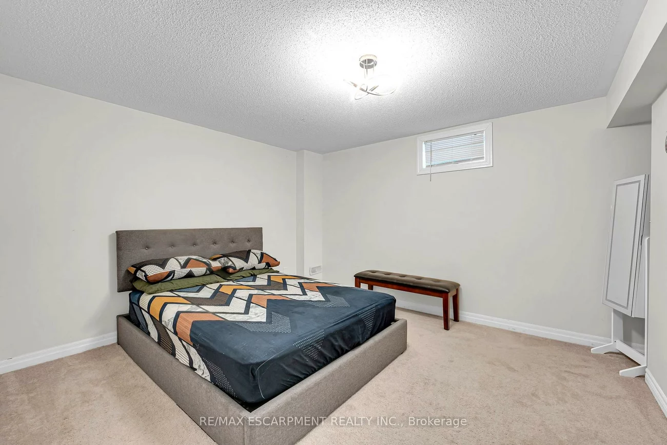 3430, CLAYTON, 1008 - GO Glenorchy, Oakville