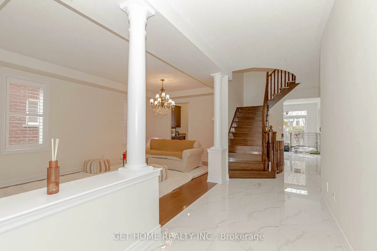 3331, Fox Run, 1001 - BR Bronte, Oakville