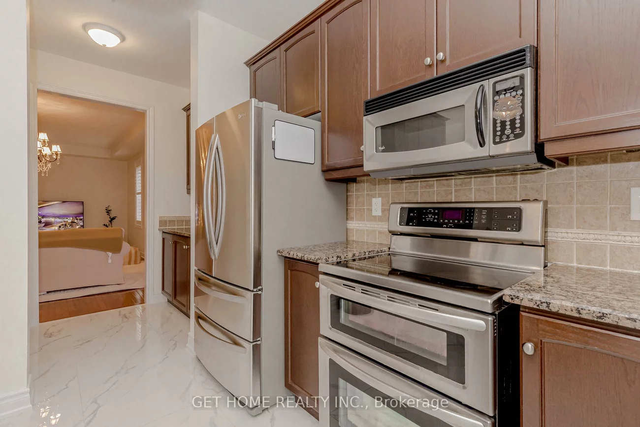 3331, Fox Run, 1001 - BR Bronte, Oakville