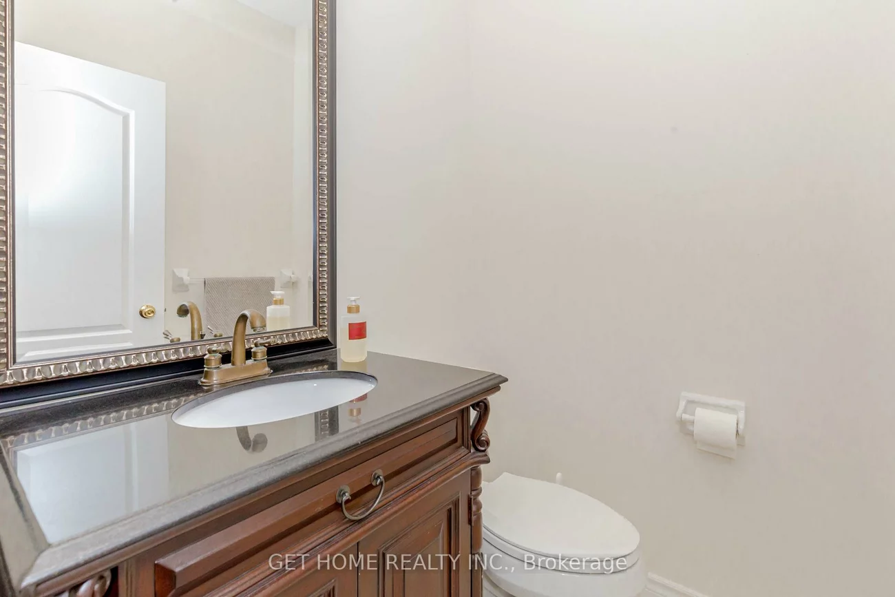 3331, Fox Run, 1001 - BR Bronte, Oakville