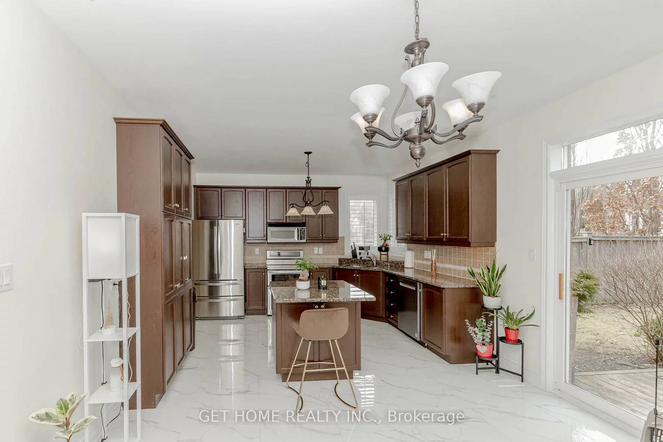 3331, Fox Run, 1001 - BR Bronte, Oakville