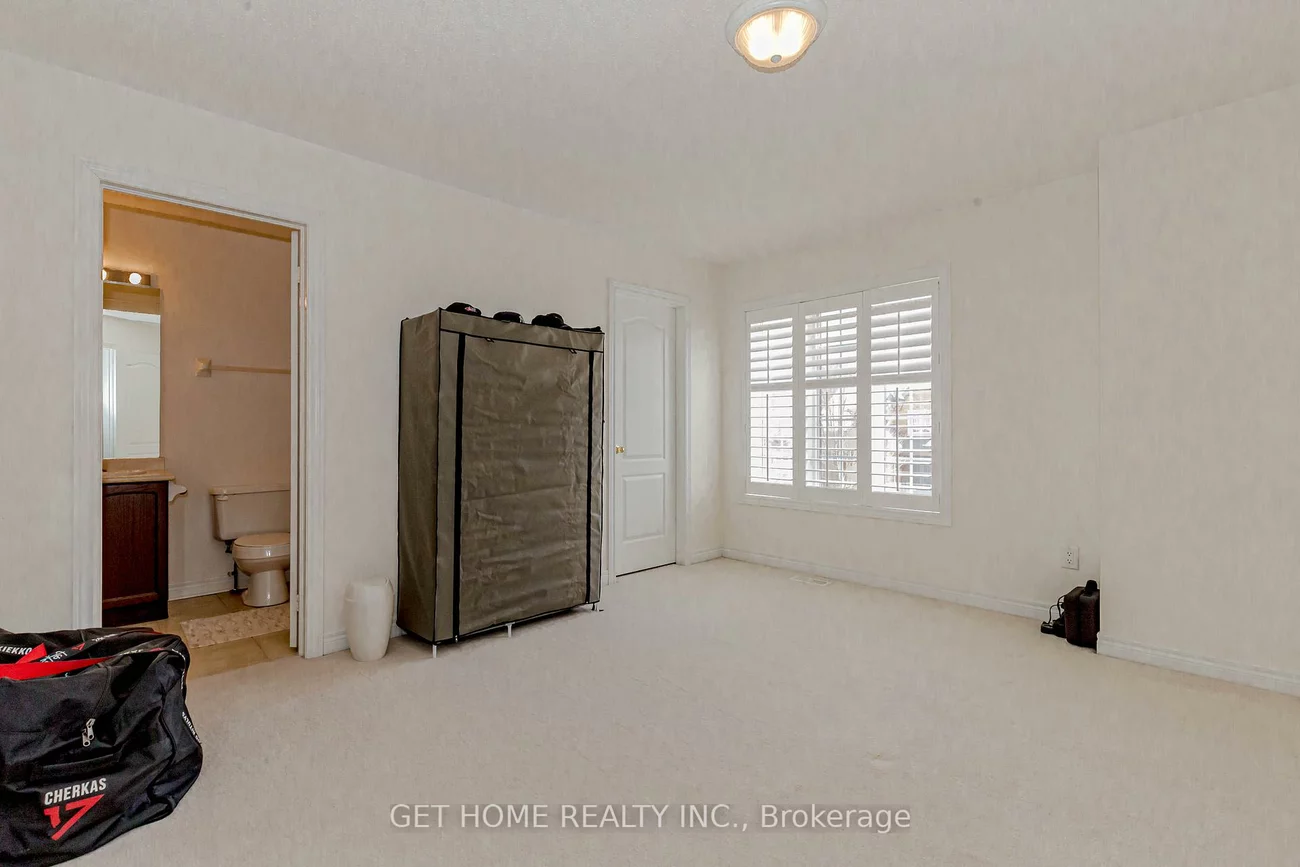 3331, Fox Run, 1001 - BR Bronte, Oakville