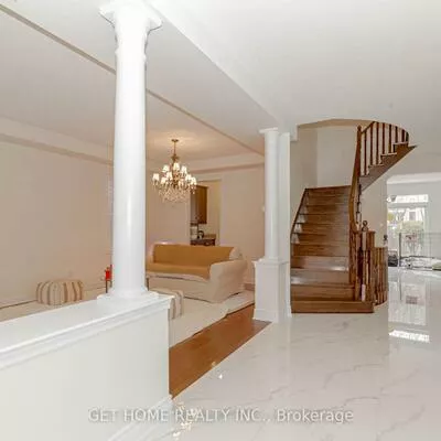 3331, Fox Run, 1001 - BR Bronte, Oakville