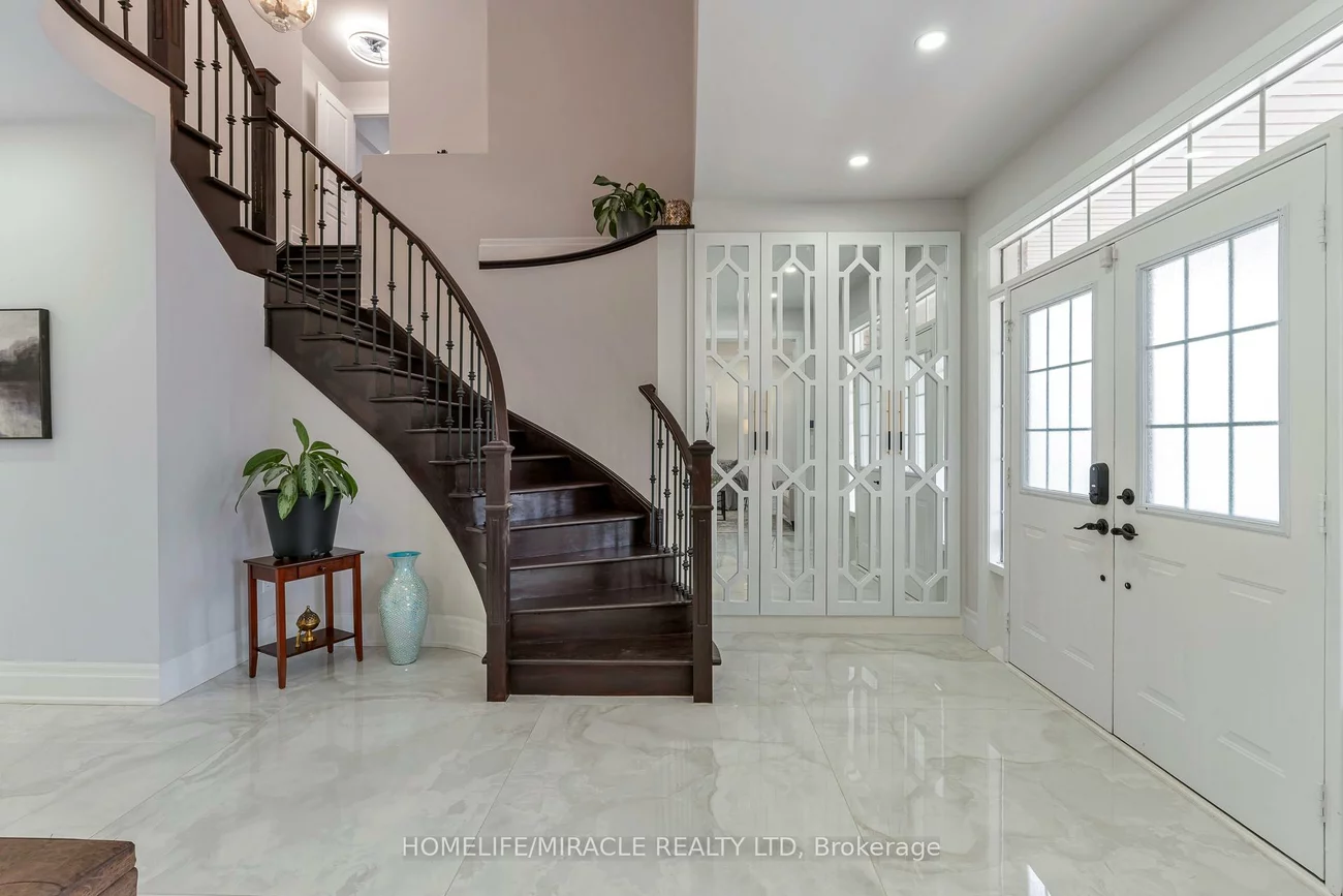 2299, Glazebrook, 1019 - WM Westmount, Oakville